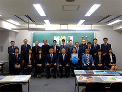 審査会の様子(於:専門学校東京テクニカルカレッジ)